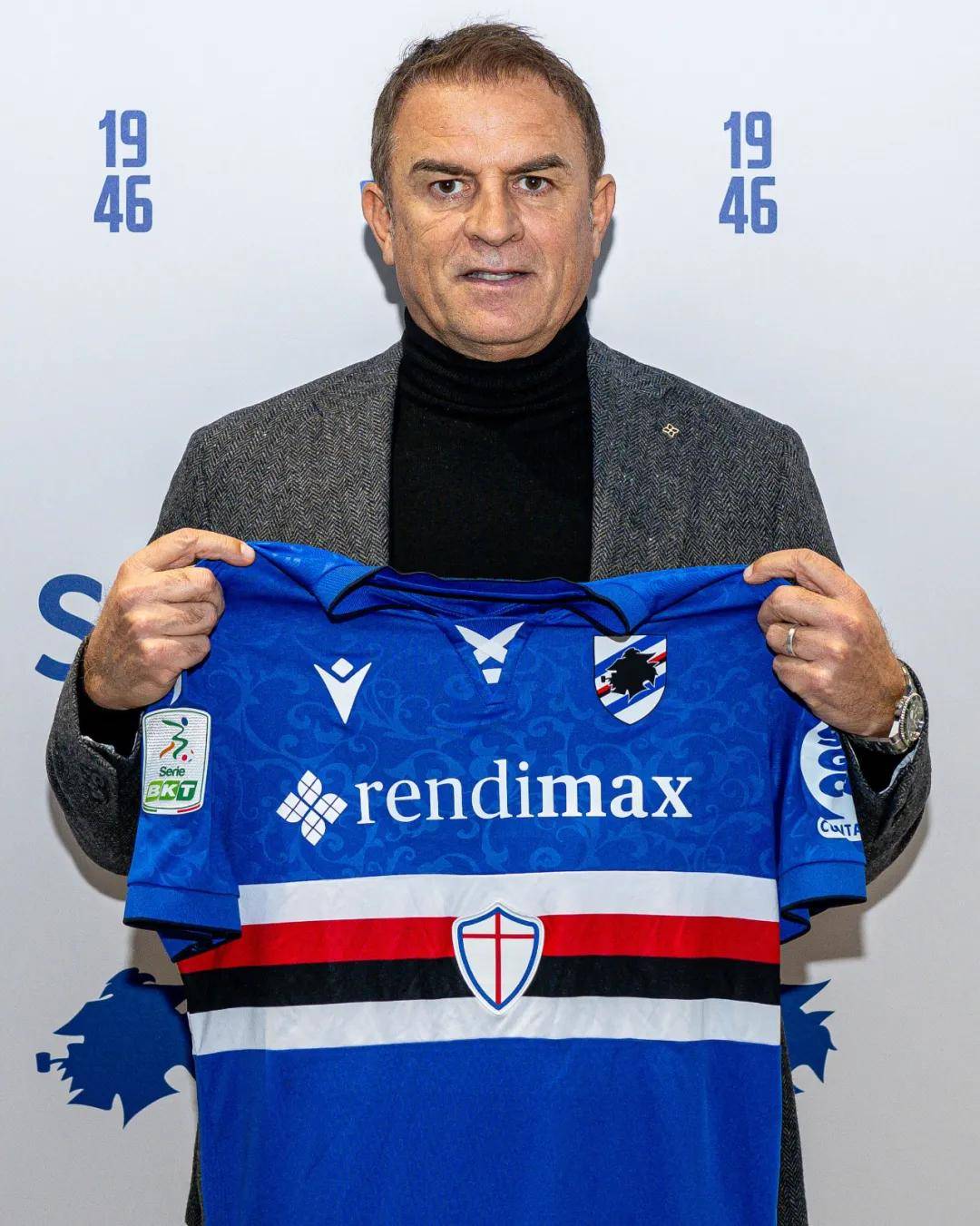 包含意大利杯窗口期走向成谜，武汉三镇止住颓势，赛场秩序良好，训练强度明显提升的词条