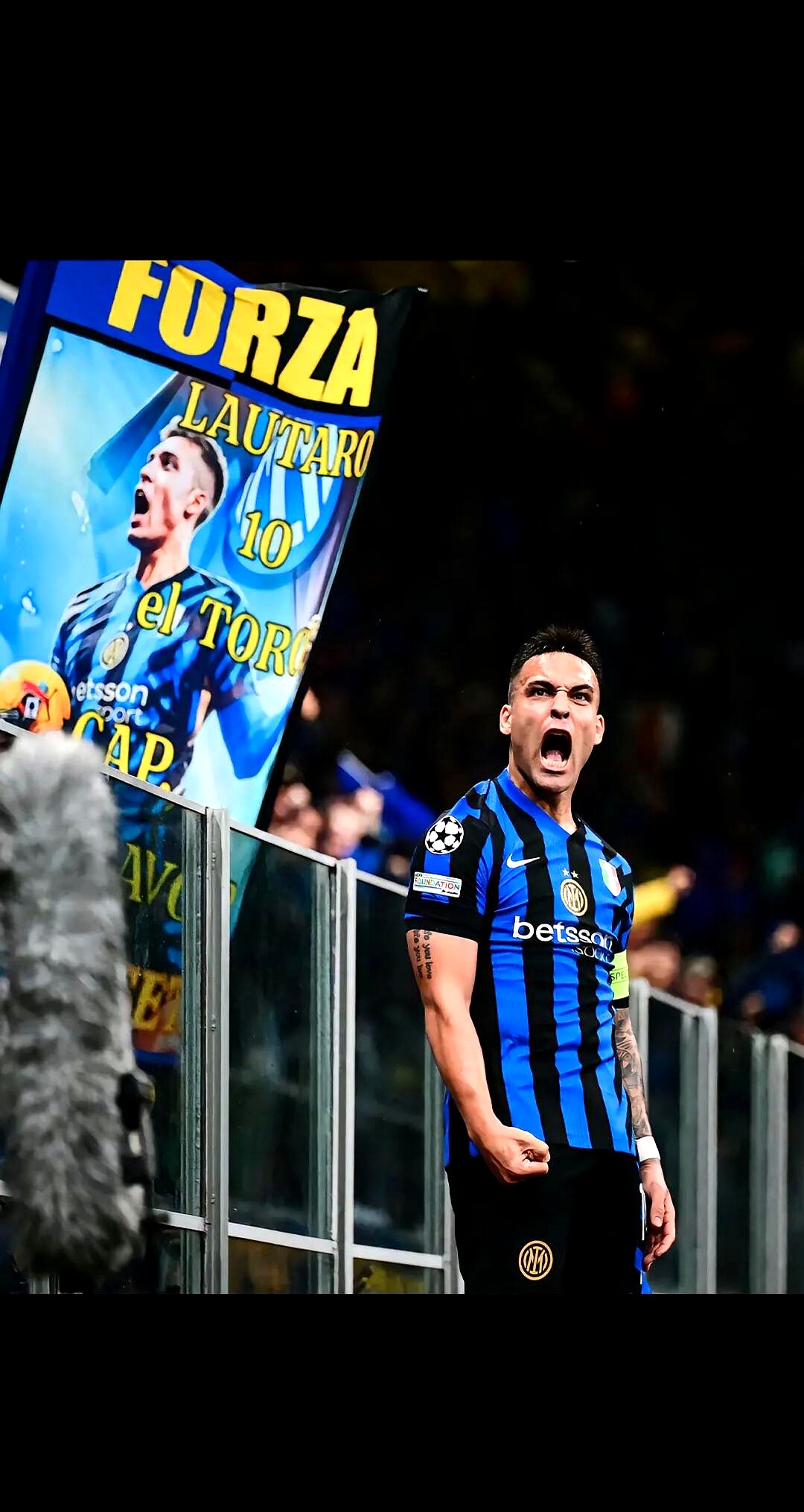  国际米兰训练开放日；赛后豪取连胜引欢呼；德国杯在即；身体对抗强度拉满