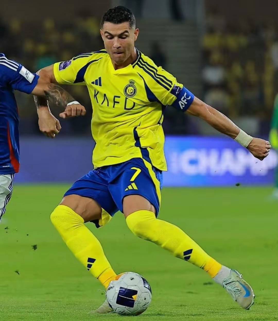 转折点！皇家马德里豪取连胜，亚冠关键时刻攻防权衡，态度坚定，轮换策略成焦点的简单介绍